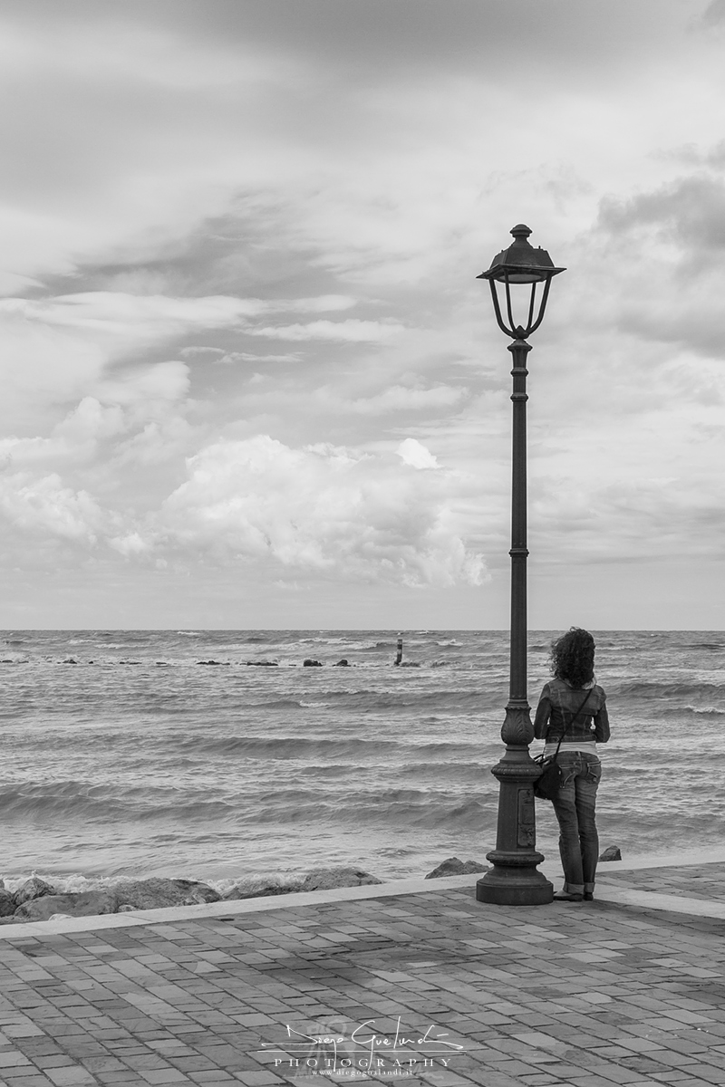 Looking at the Horizon