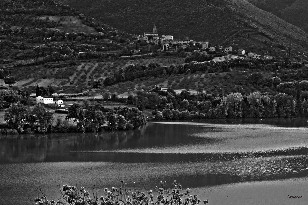 Pievefavera, prima della notte.