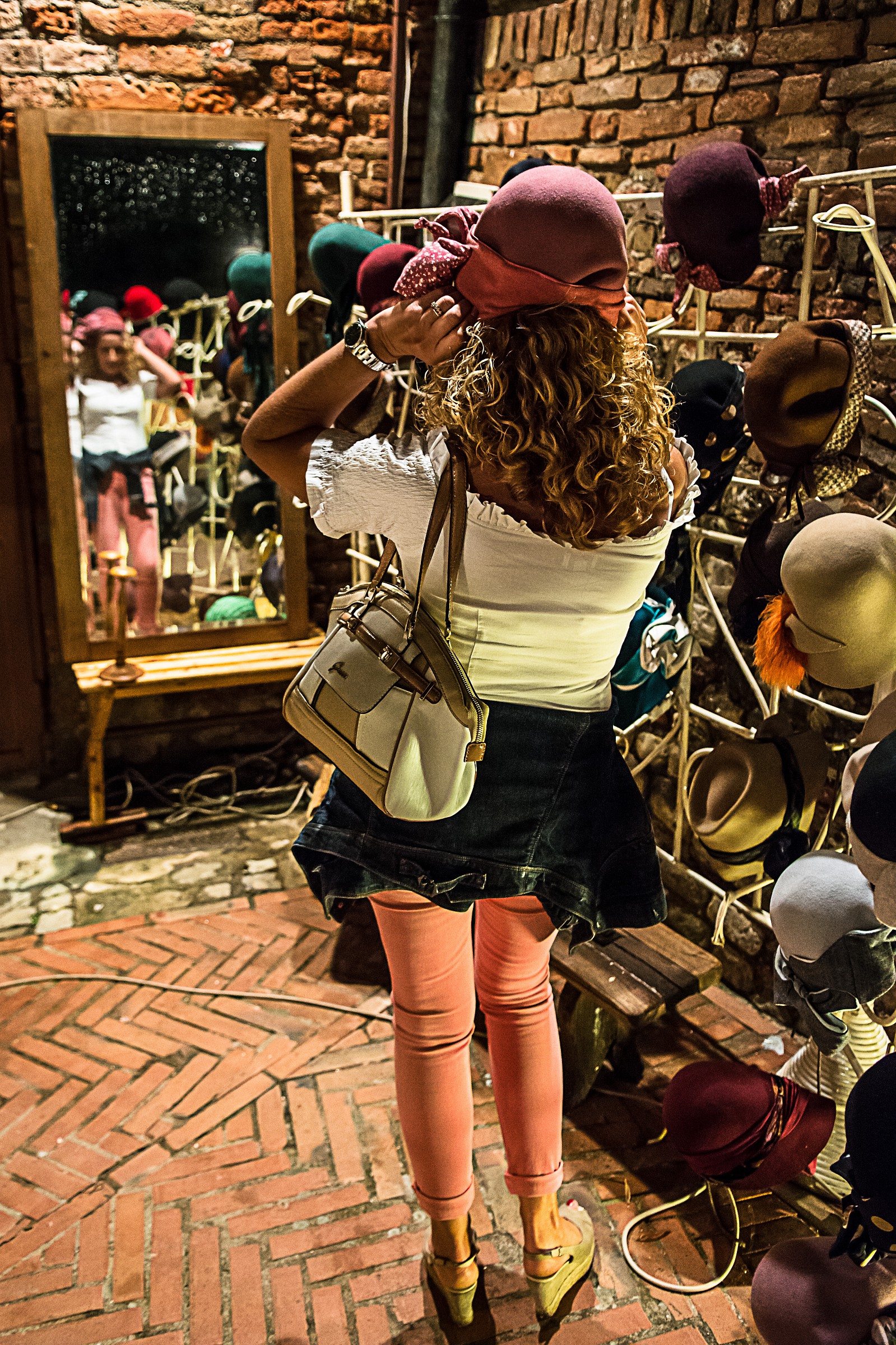 Toh ... I left the hat at home ...