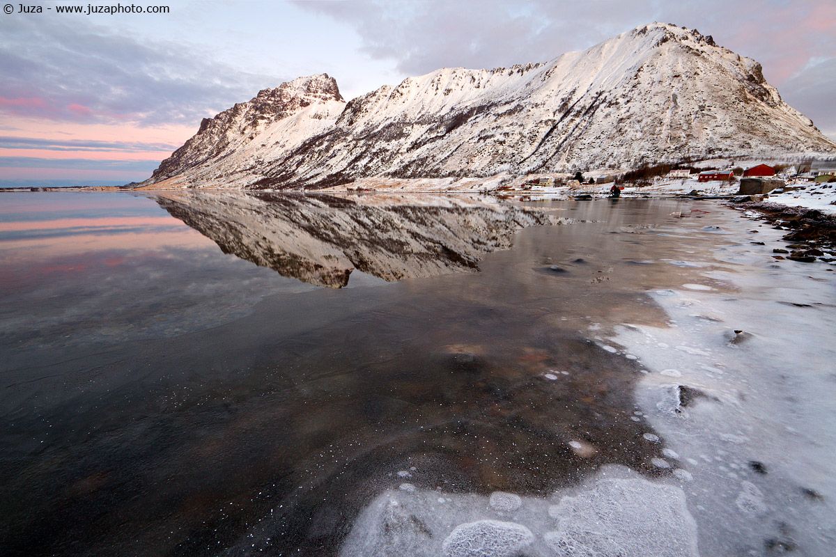 Ice and reflexes, 014,498