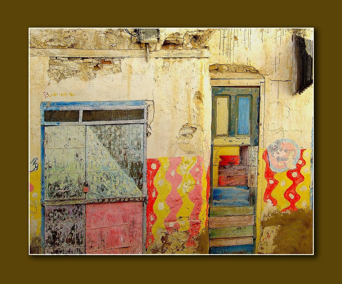 Marocco. Lungo un vicolo di Mullay Idriss. #Giallo