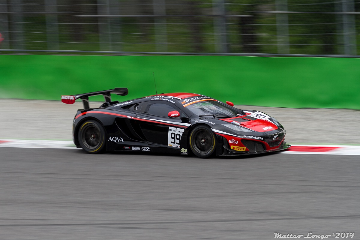 McLaren MP4-12c GT3