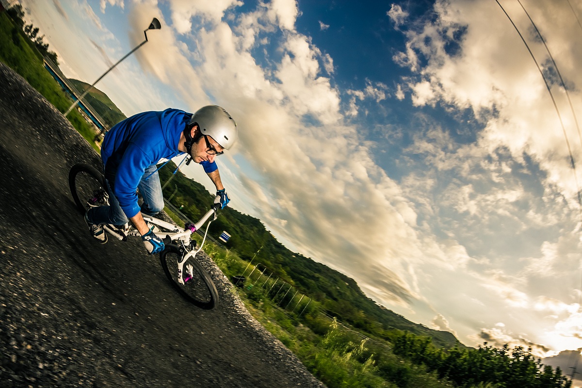 Alex Salzano training @ pump track - salerno