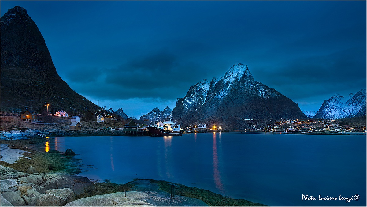 Ora Blu a Reine