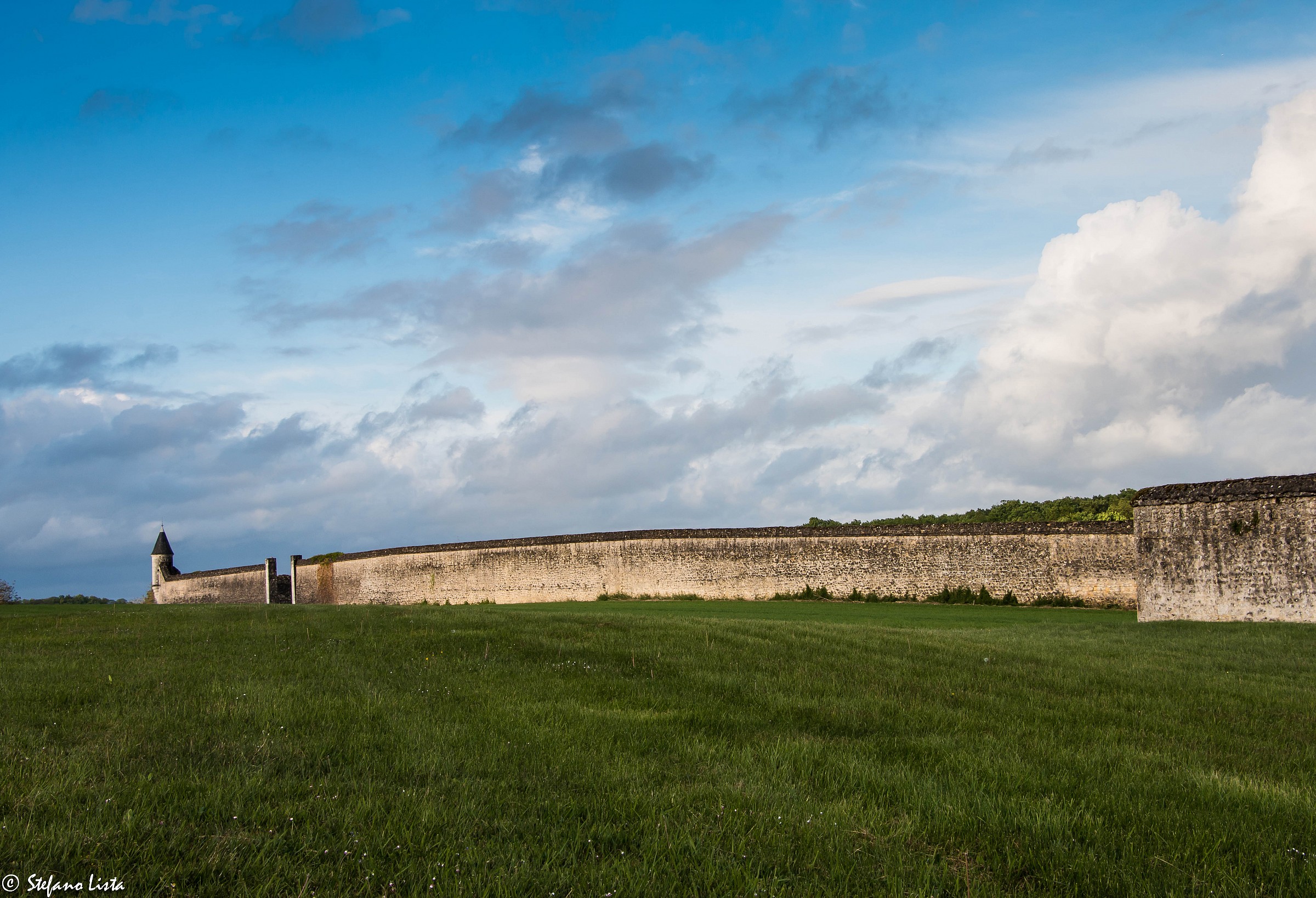 Charterhouse of Loches - the ramparts