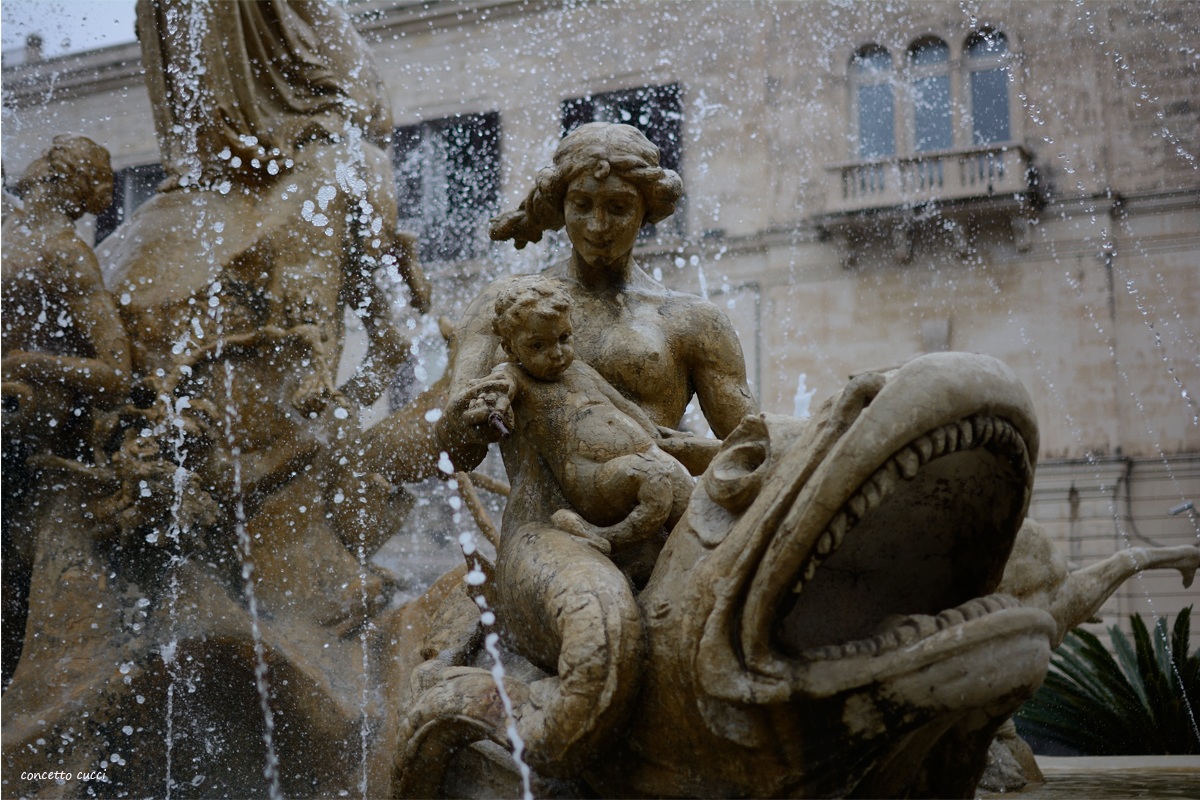 A mermaid in Syracuse