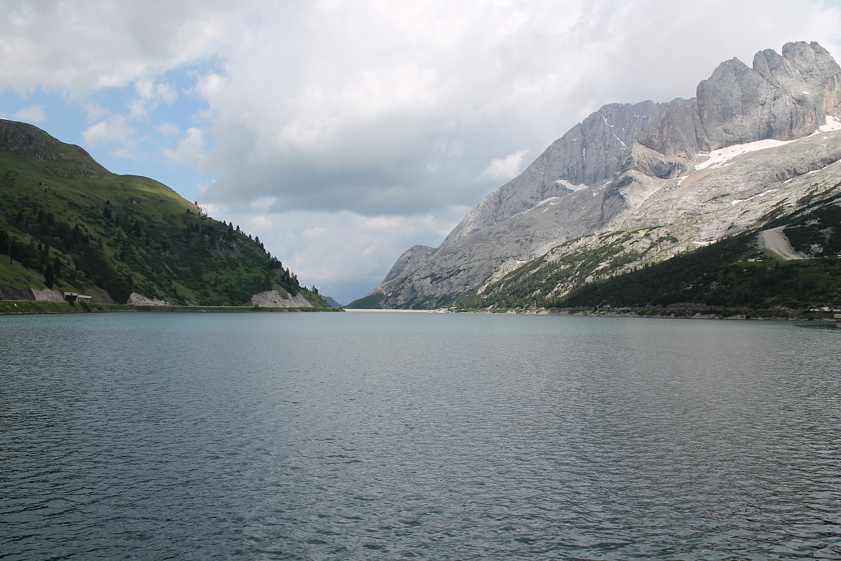 Lake Fedai dolomites