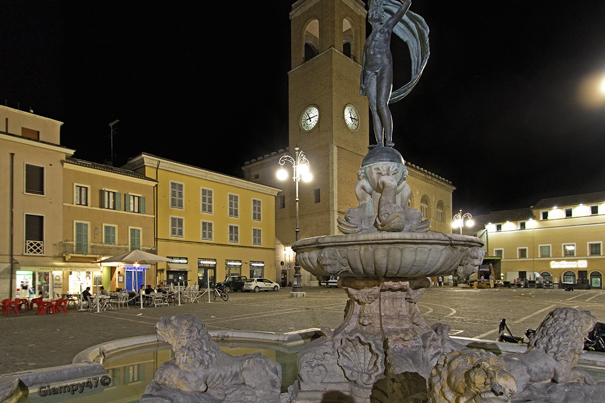 Piazza e Fontana della fortuna
