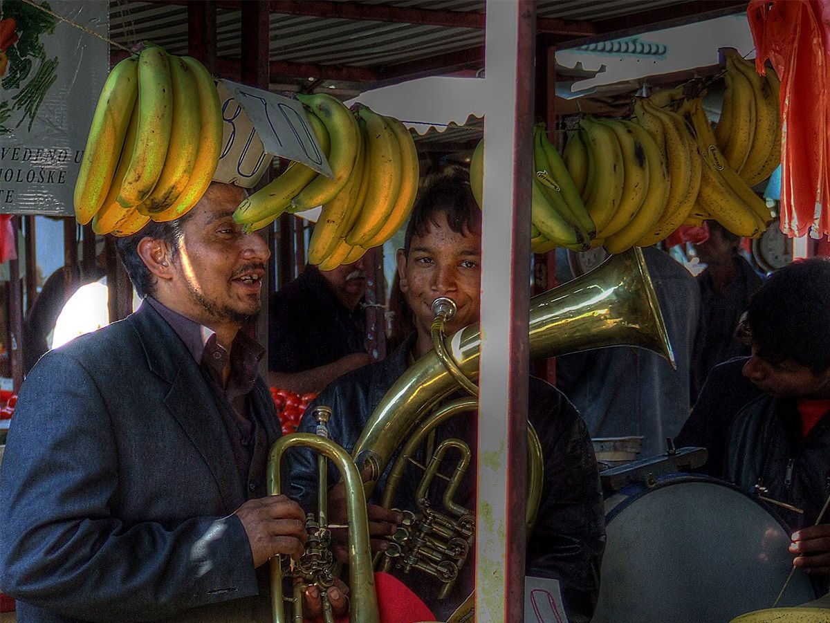 2011-Beograd. Musicisti al mercato di Zemun