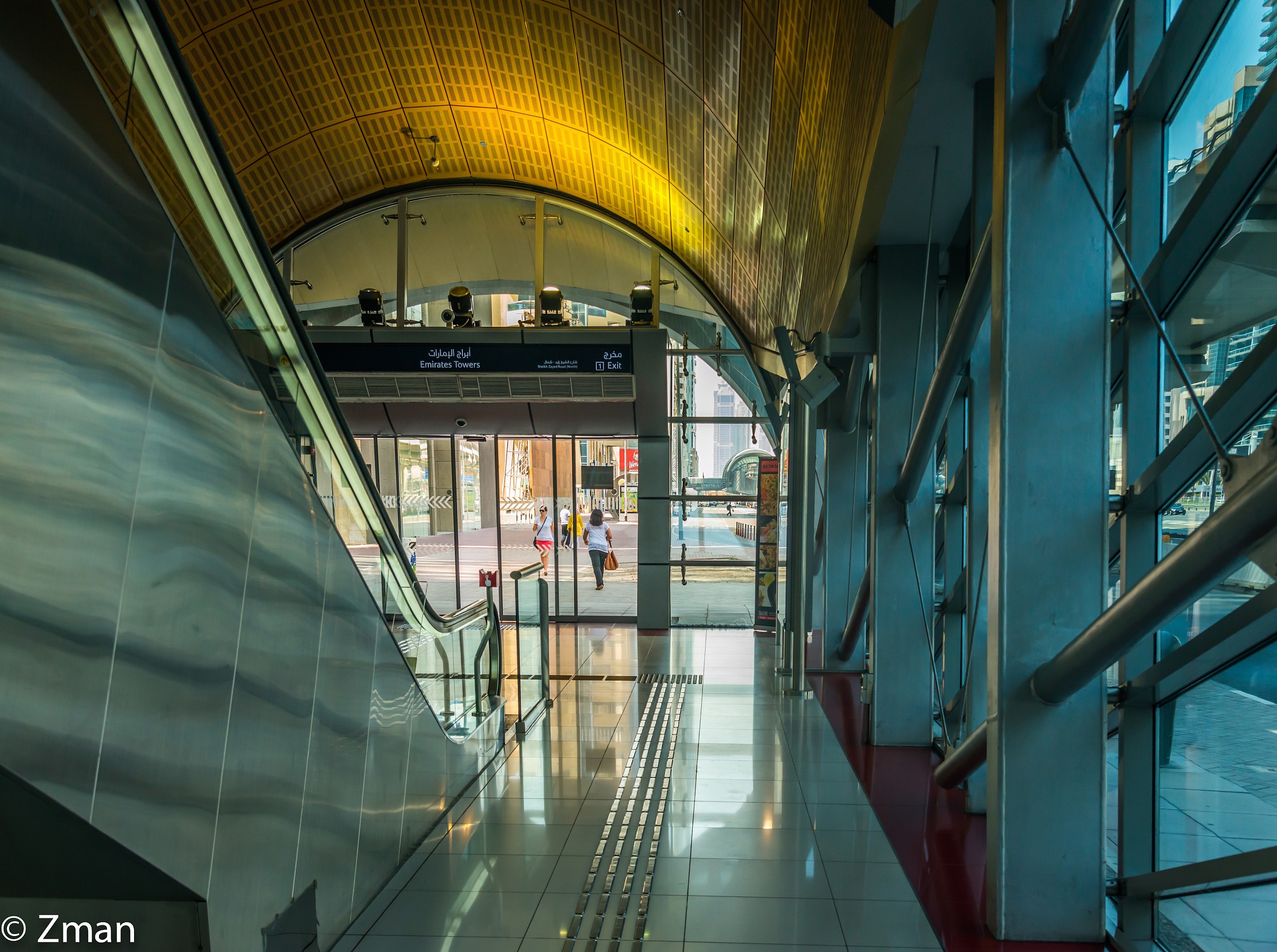 Dettagli della stazione della metropolitana Dubai