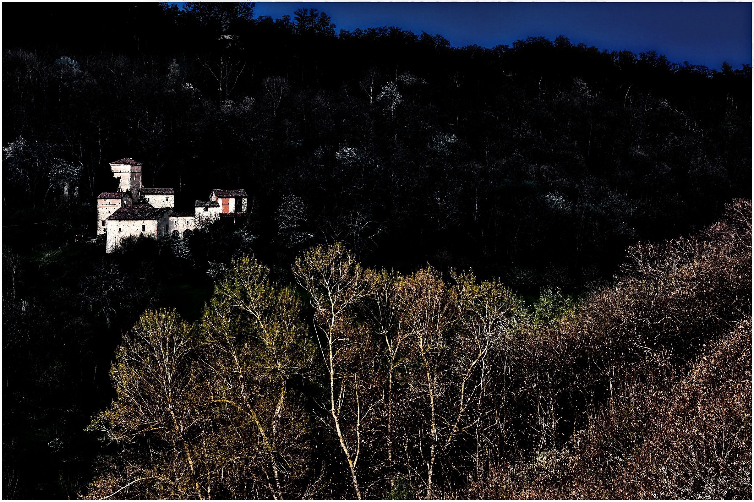 Montecorone (the white village)