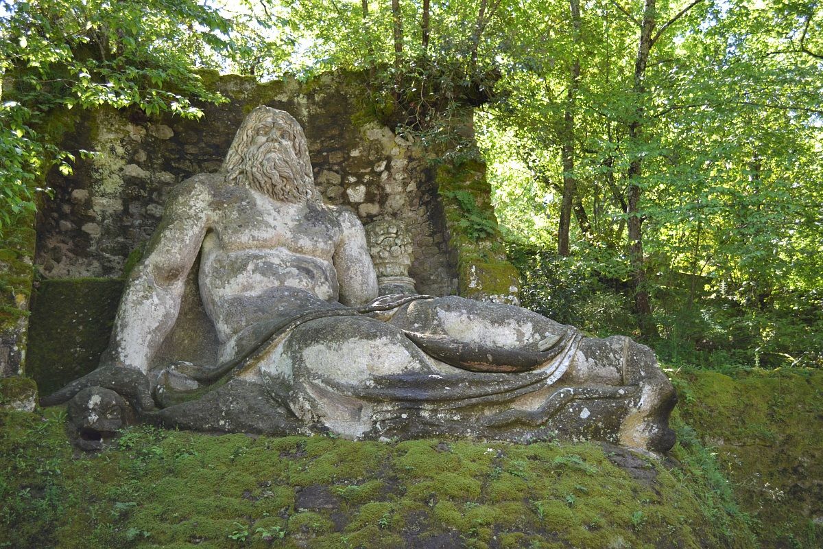 Bomarzo Poseidon