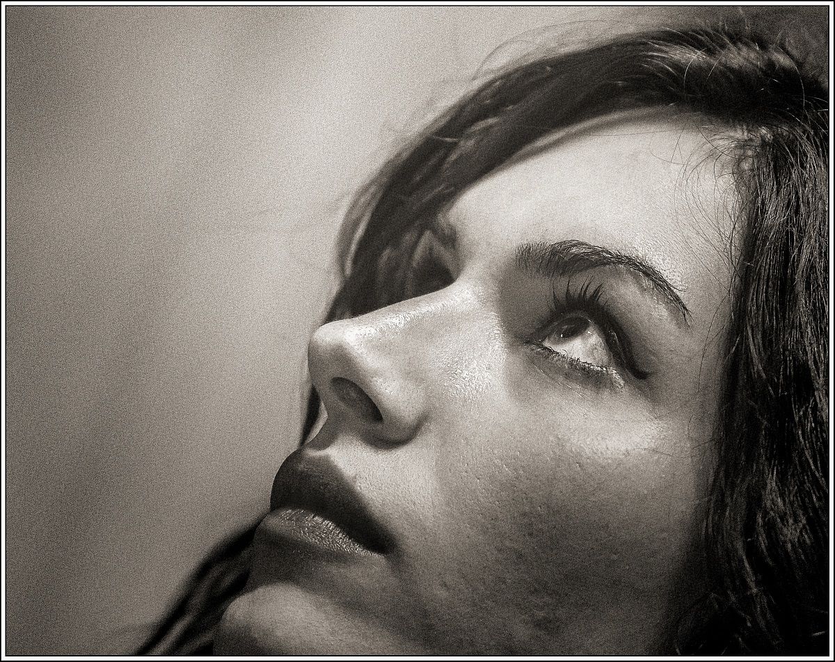 I look at the sky and ..