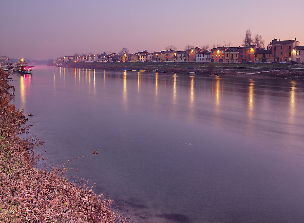 Pavia- il borgo sul Ticino