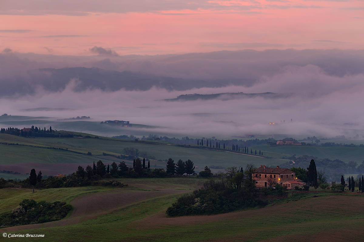 Alba in Val d'Orcia