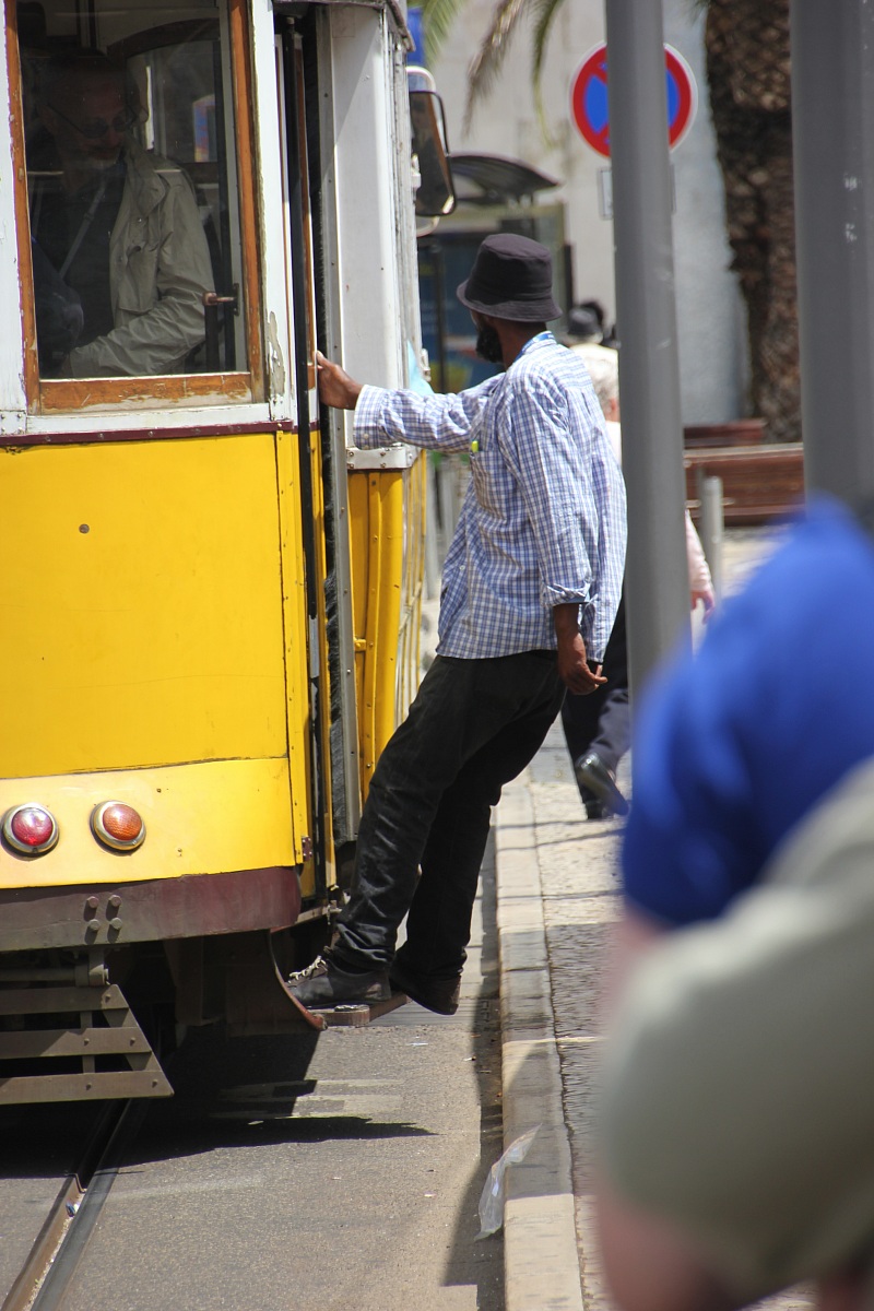 Lisboa, sul 28 in Martin Moniz.