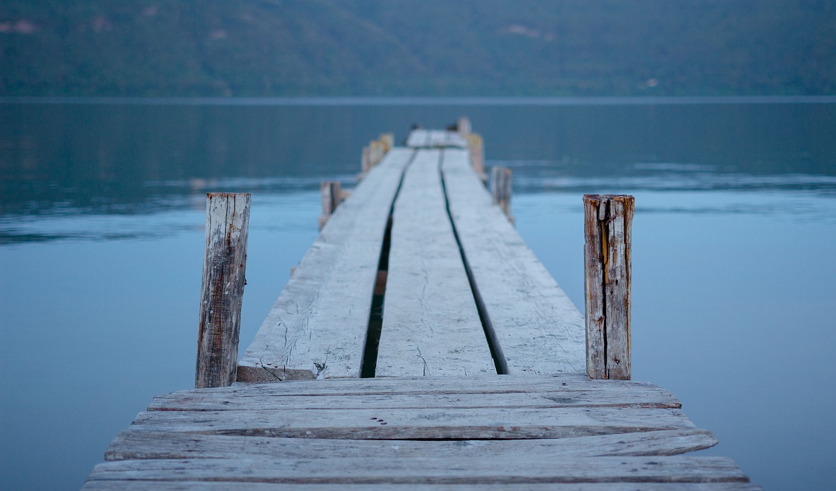 Il pontile sul lago