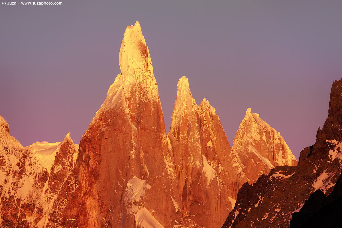 Cerro Torre all'alba, 011647