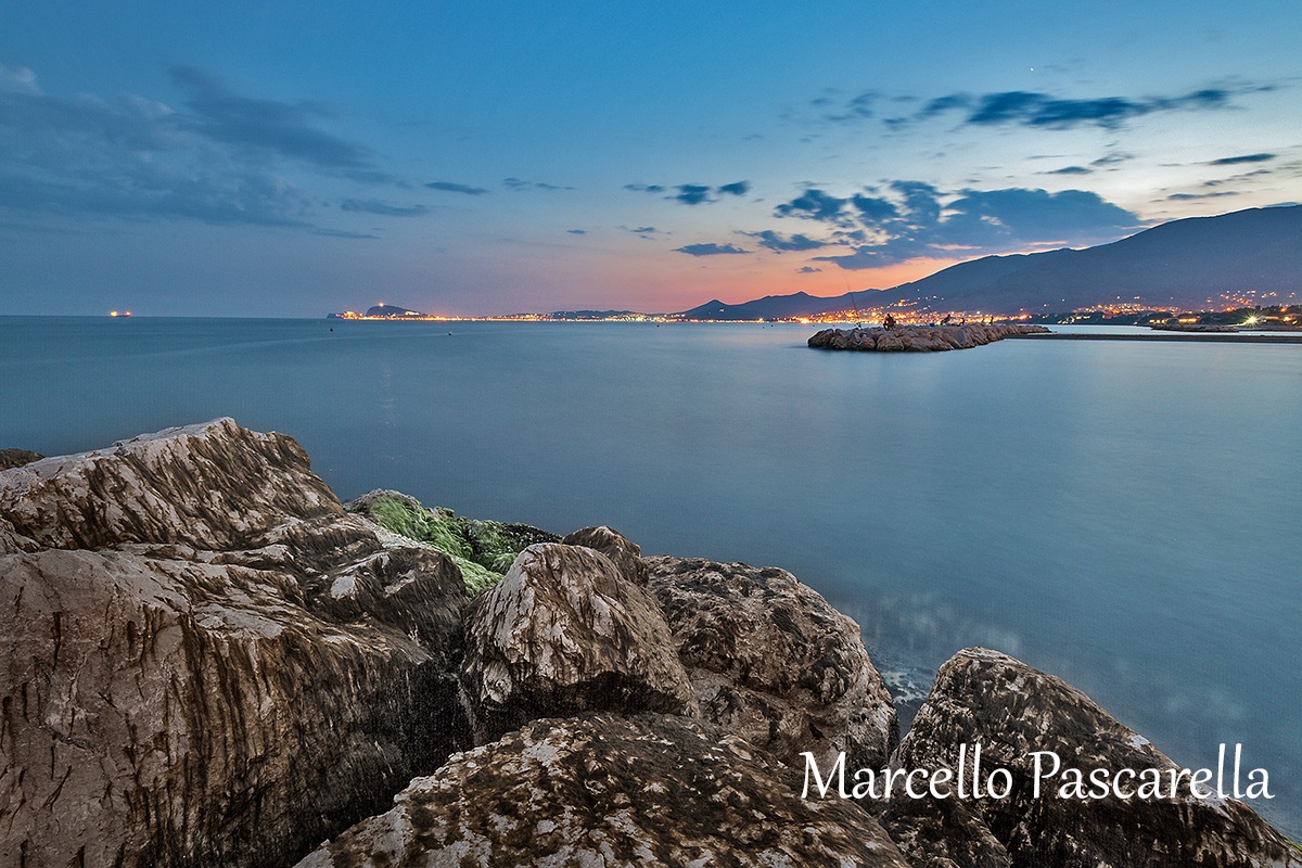 Last lights on top of the cliff
