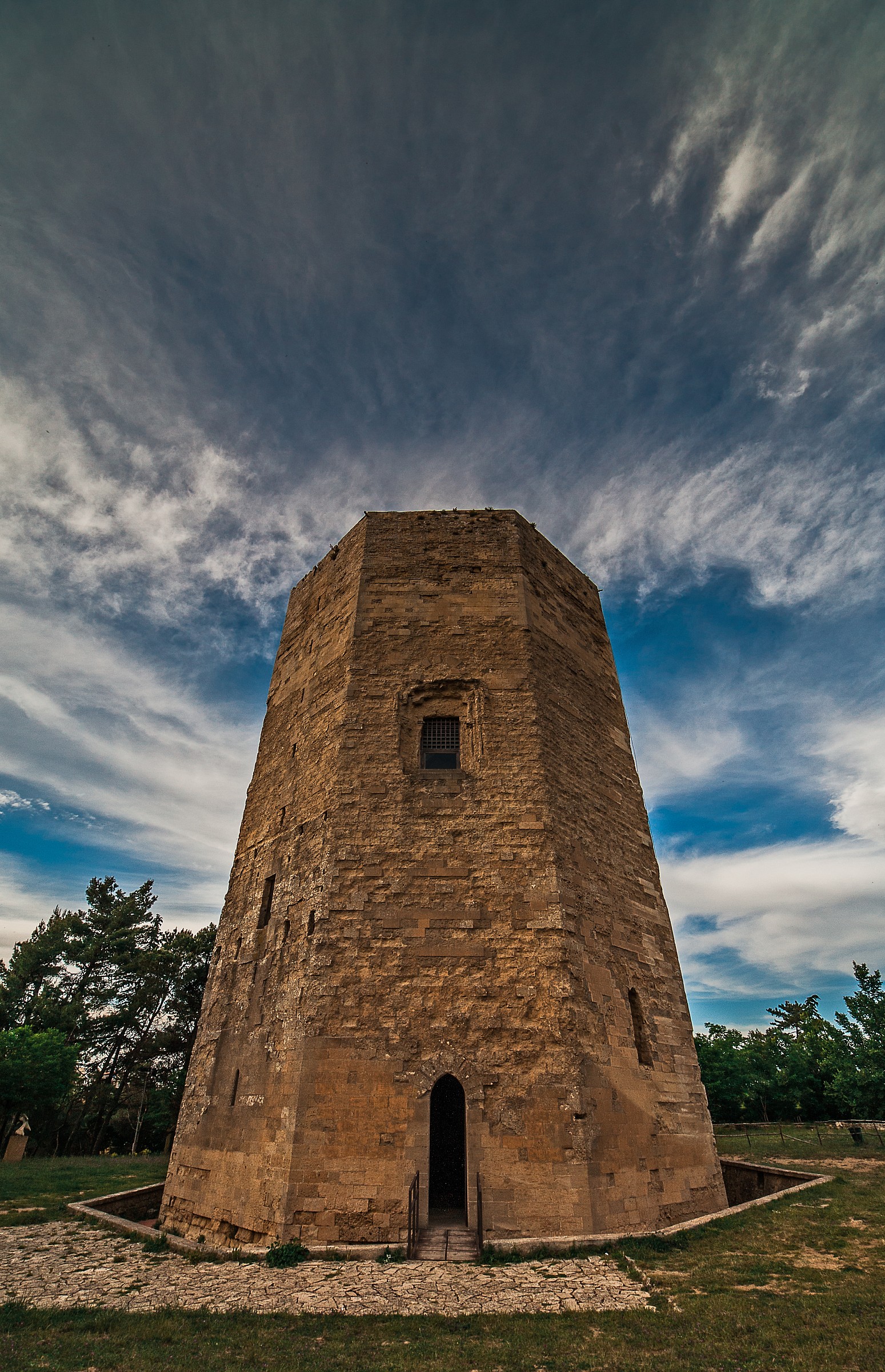 Federico II, la torre