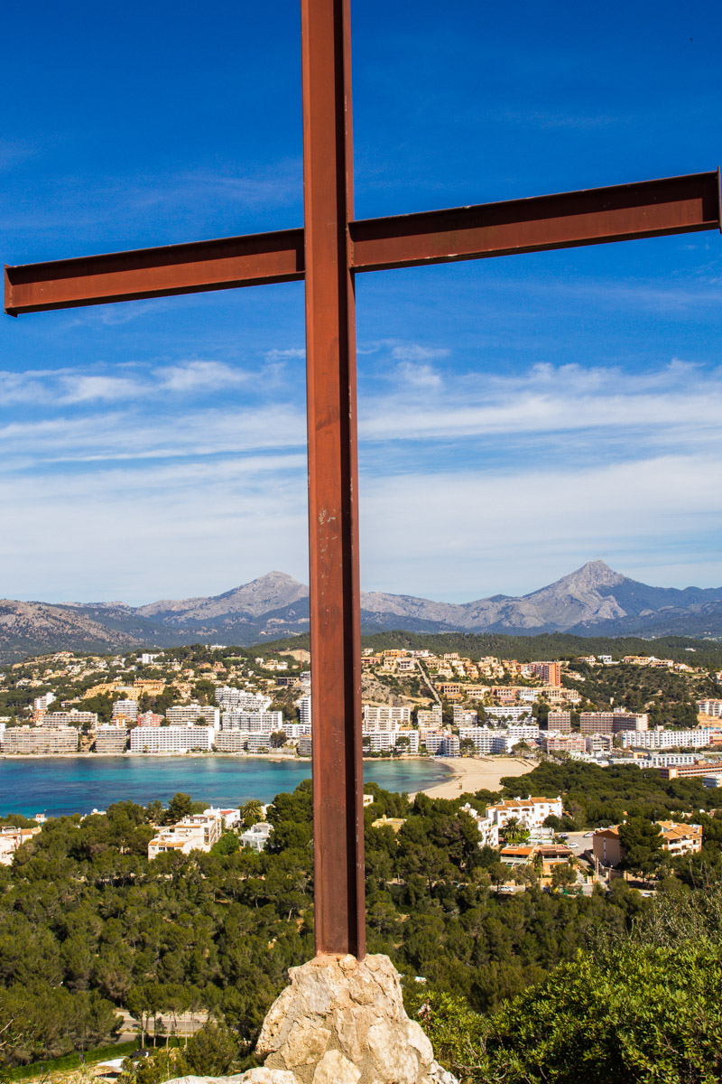 playa de Santa Ponsa vista dalla montagna