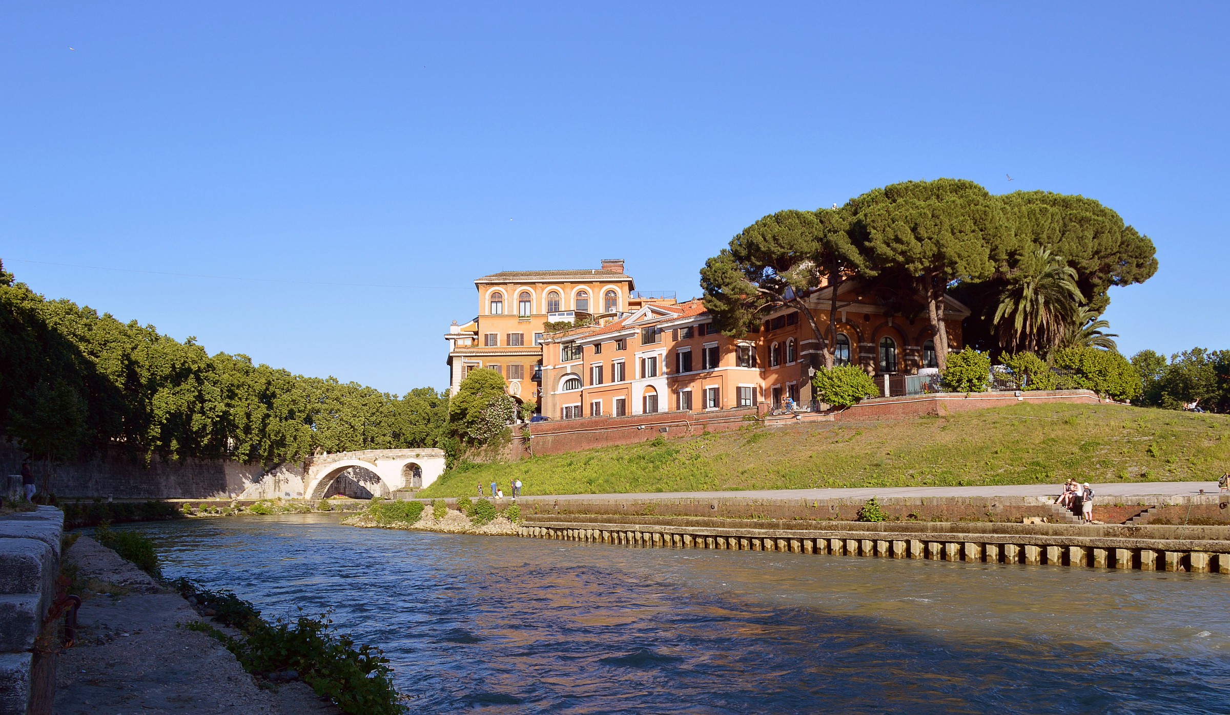Tiber Island