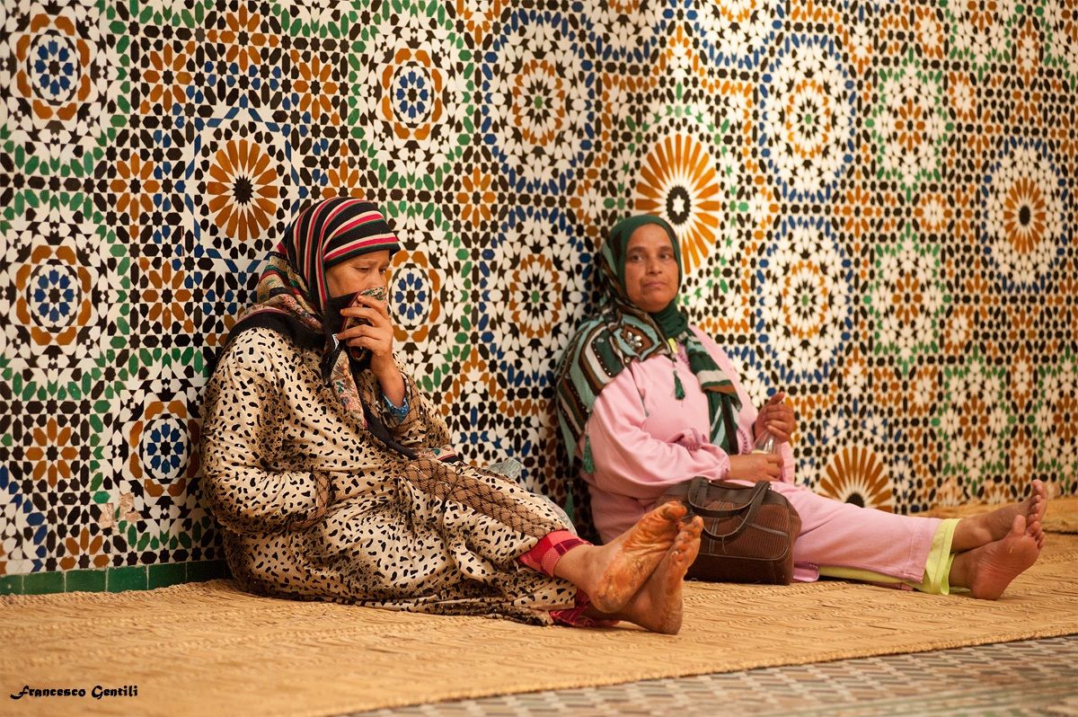 Alla moschea, Meknes