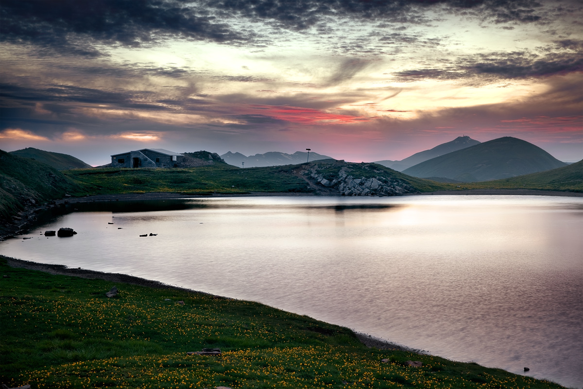 L'ora rosa:lago Scaffaiolo