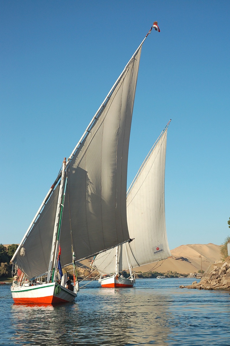 Navigazione a vela sul nilo