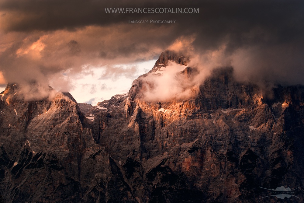 The light of the silence