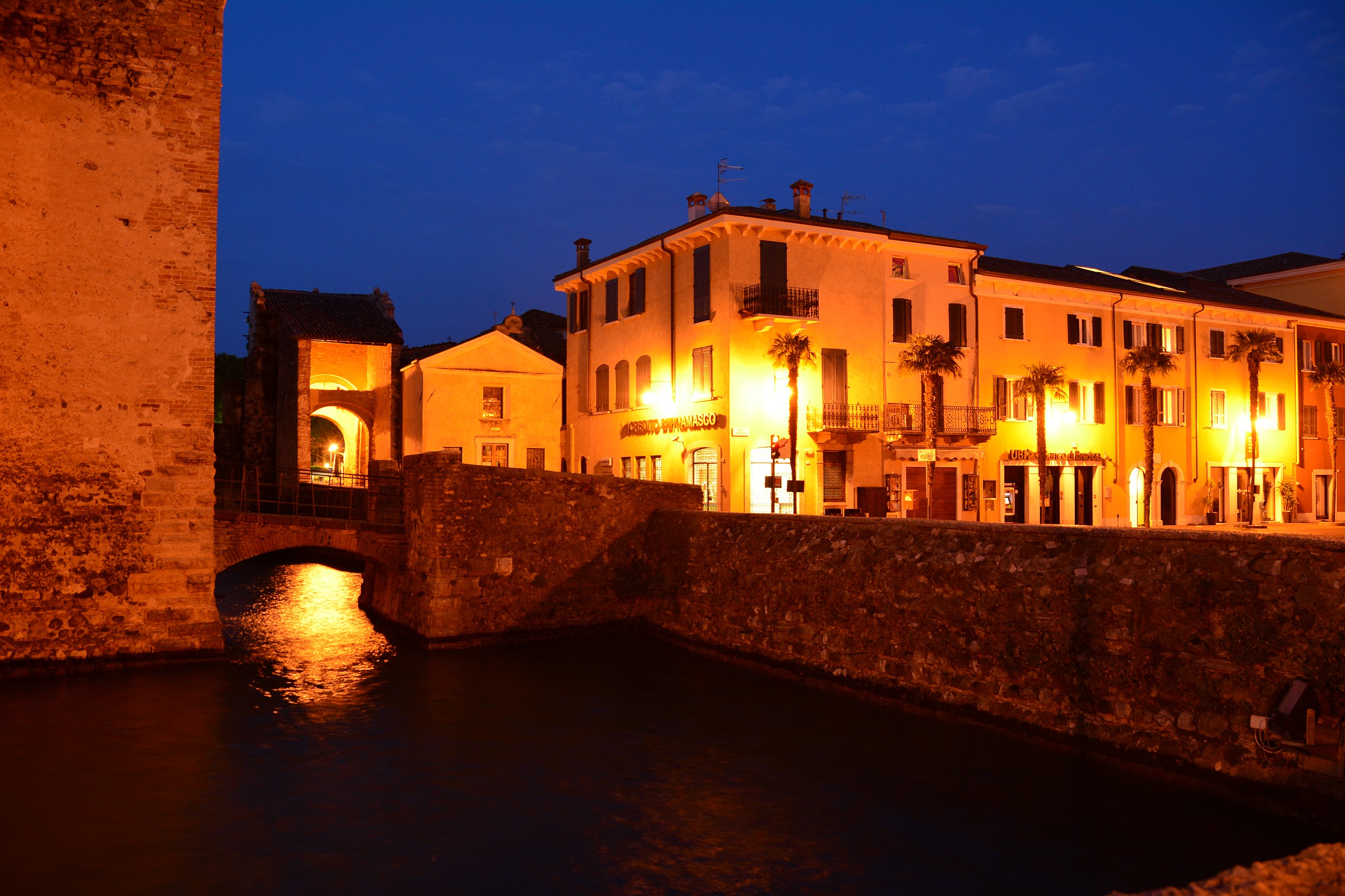 No. 7 hours Sirmione 21:06:14 4:44:29