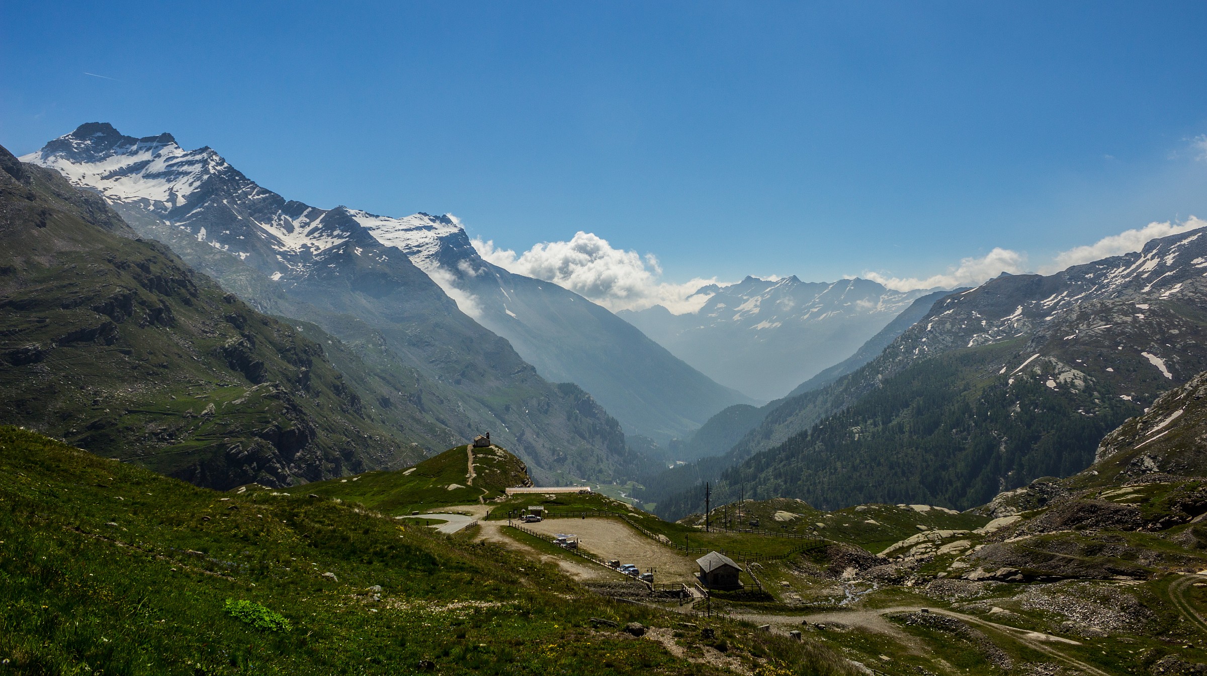 In the ascent to the Col Nivolet