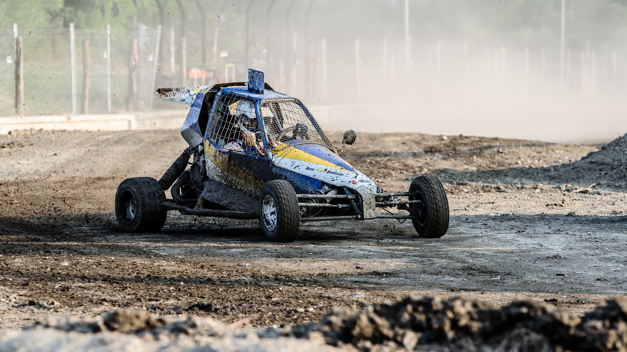 Between dust and mud