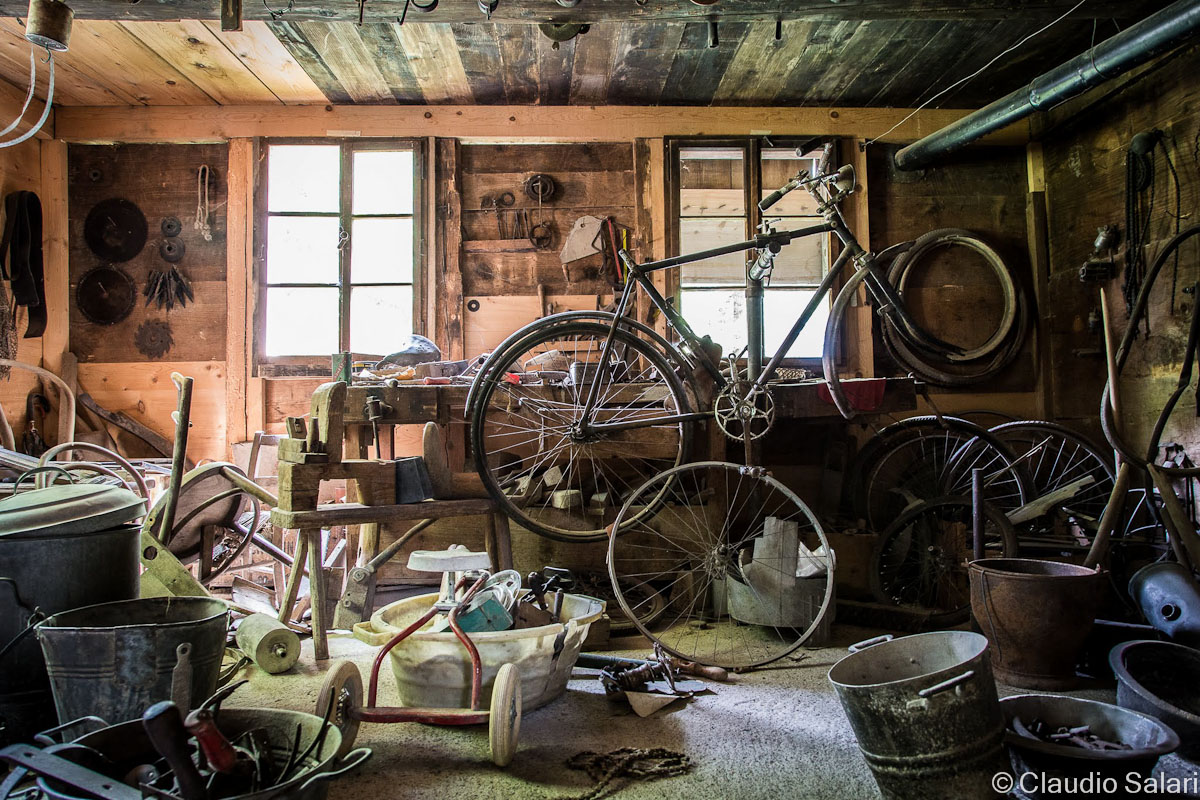 The room of bicycles