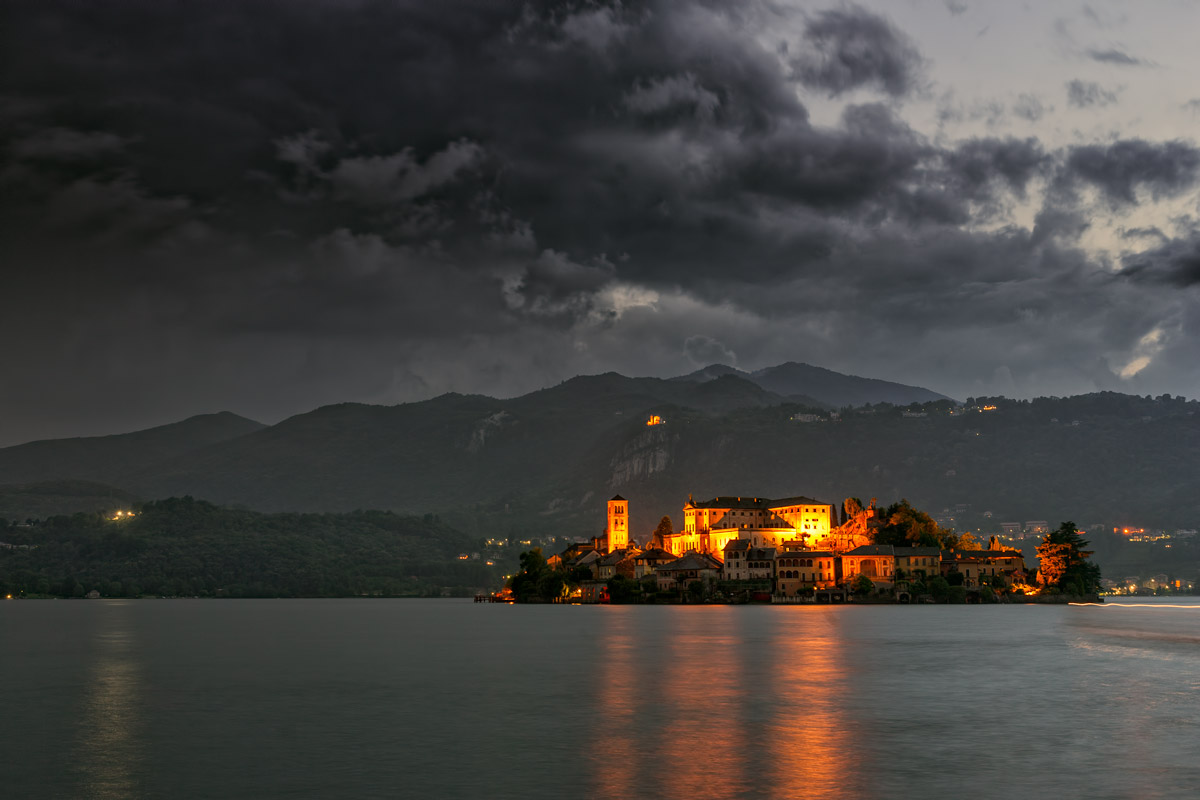Lago d'Orta, quiete e tempesta