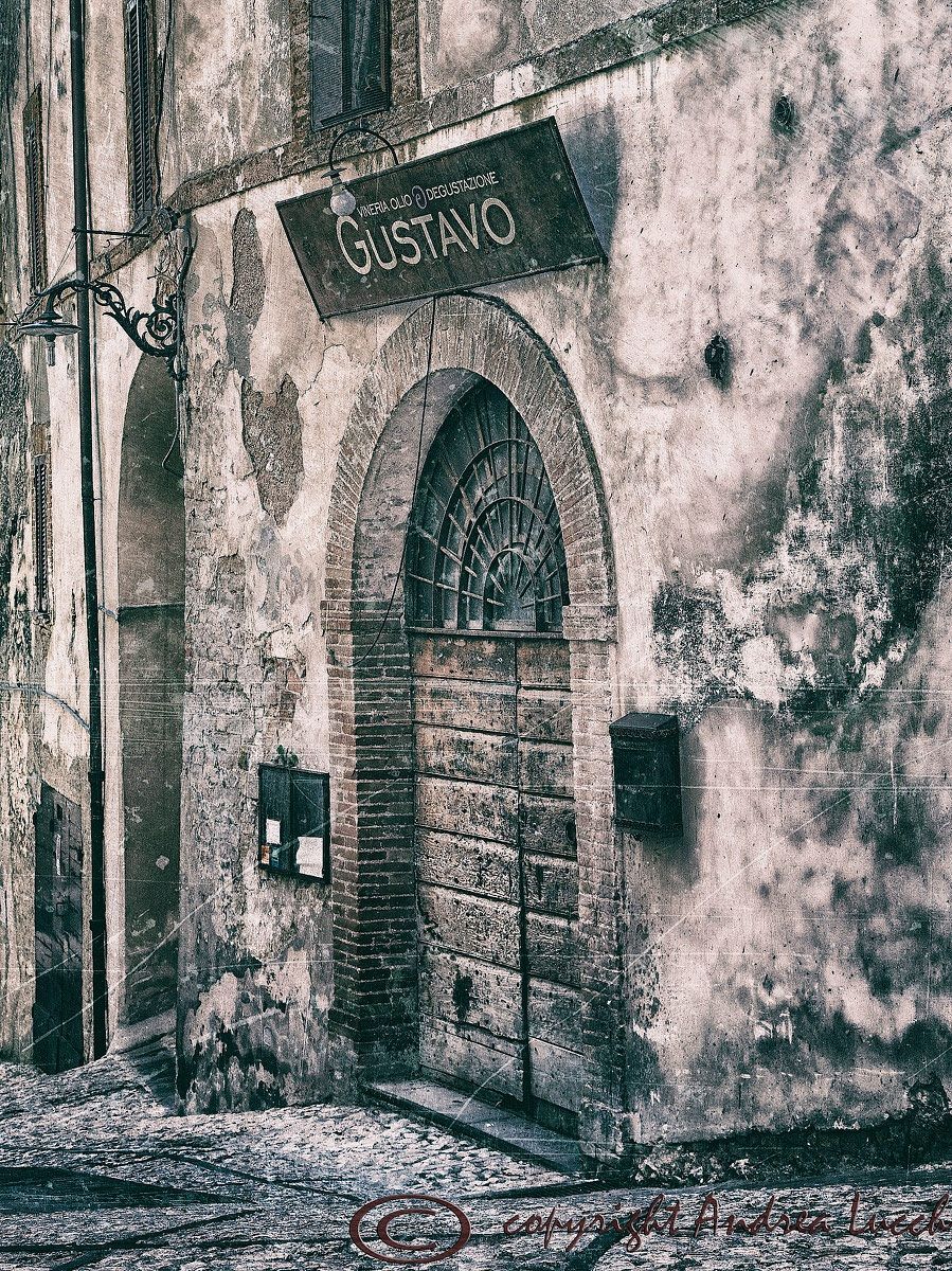 Antico scorcio a Trevi