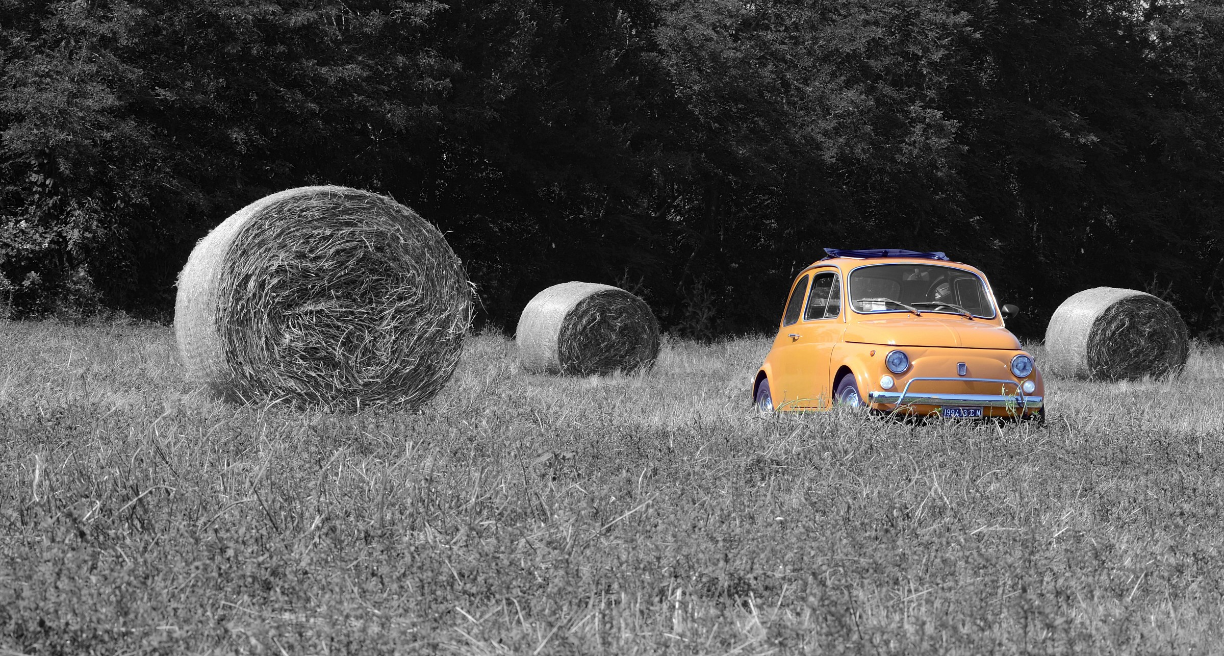 Fiat 500 in b&w