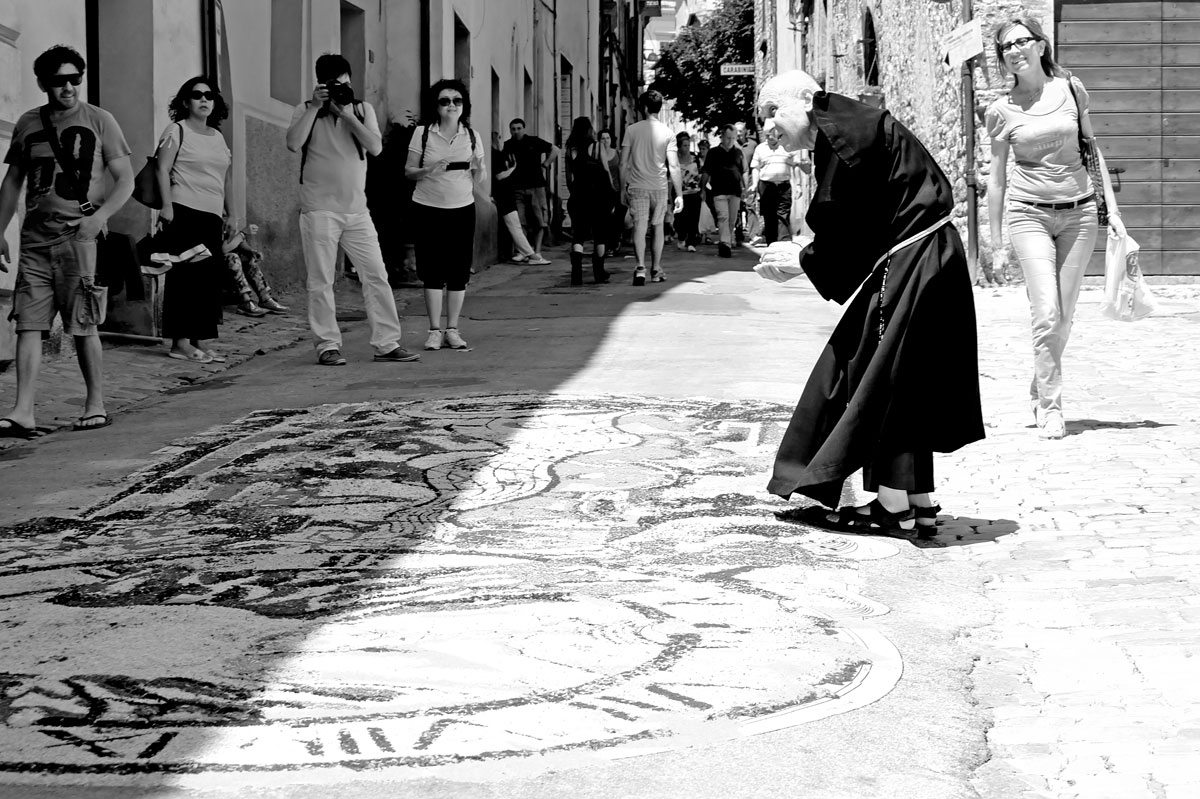 Between Wind And Sun