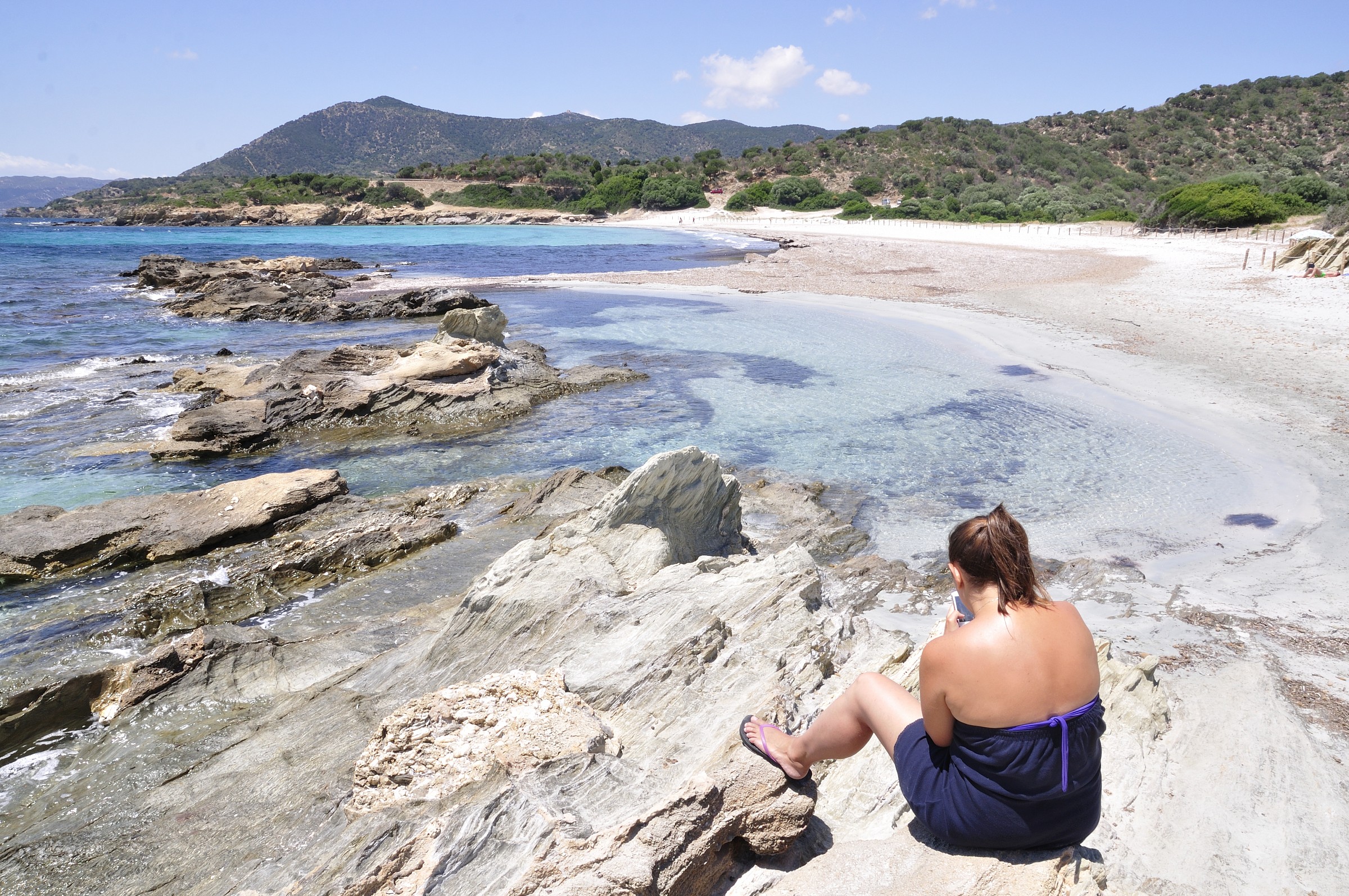 la ragazza e il mare