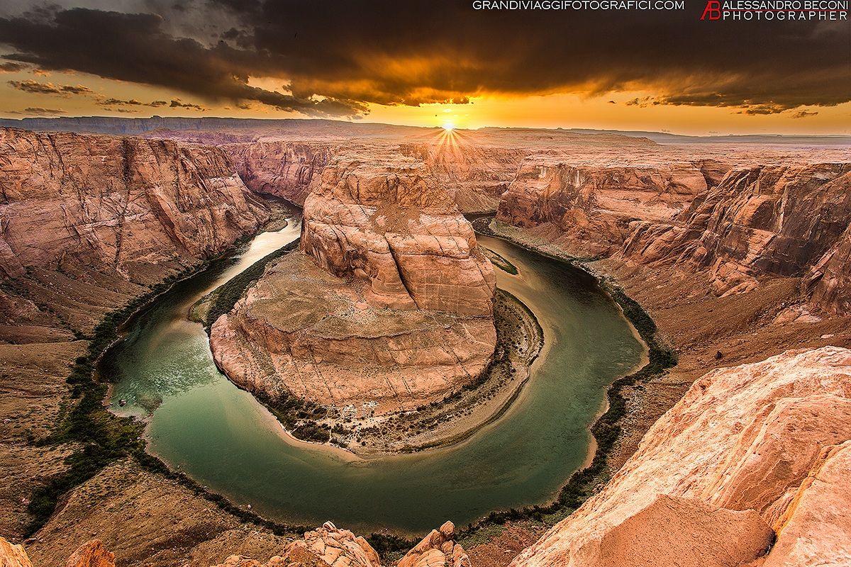 Horseshoe bend