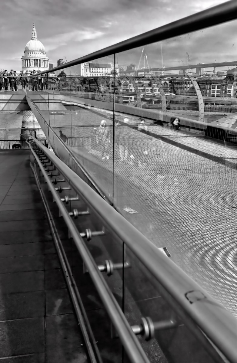 Ghost shadows on Millenium Bridge