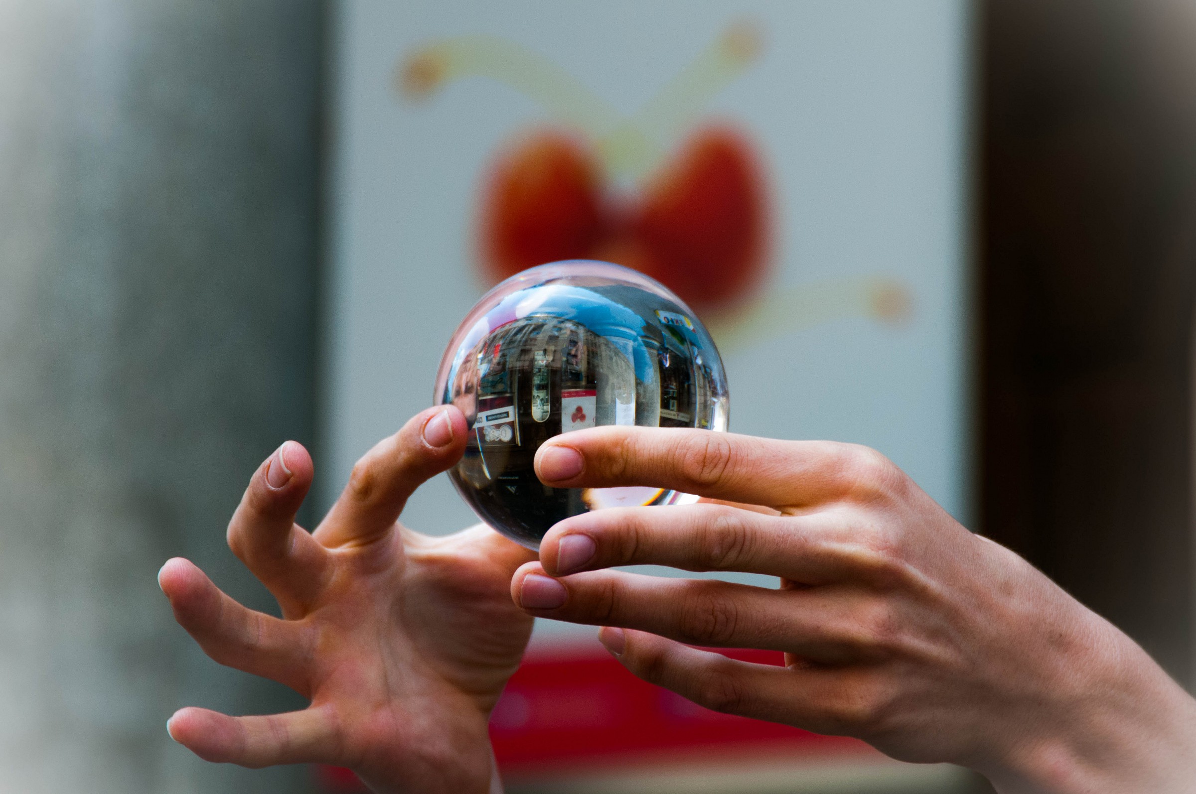 Mani magiche a Milano