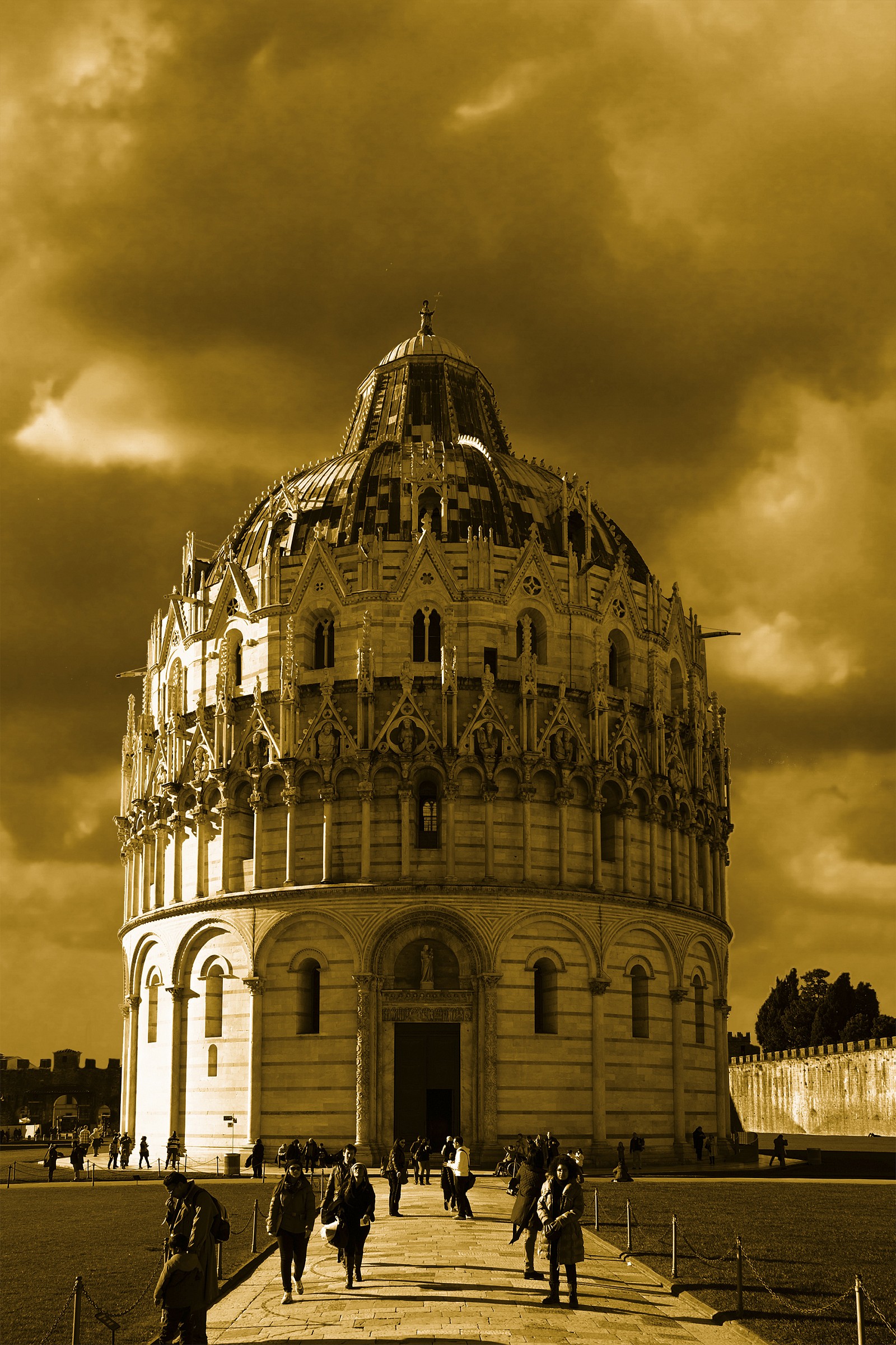 pisa baptistery