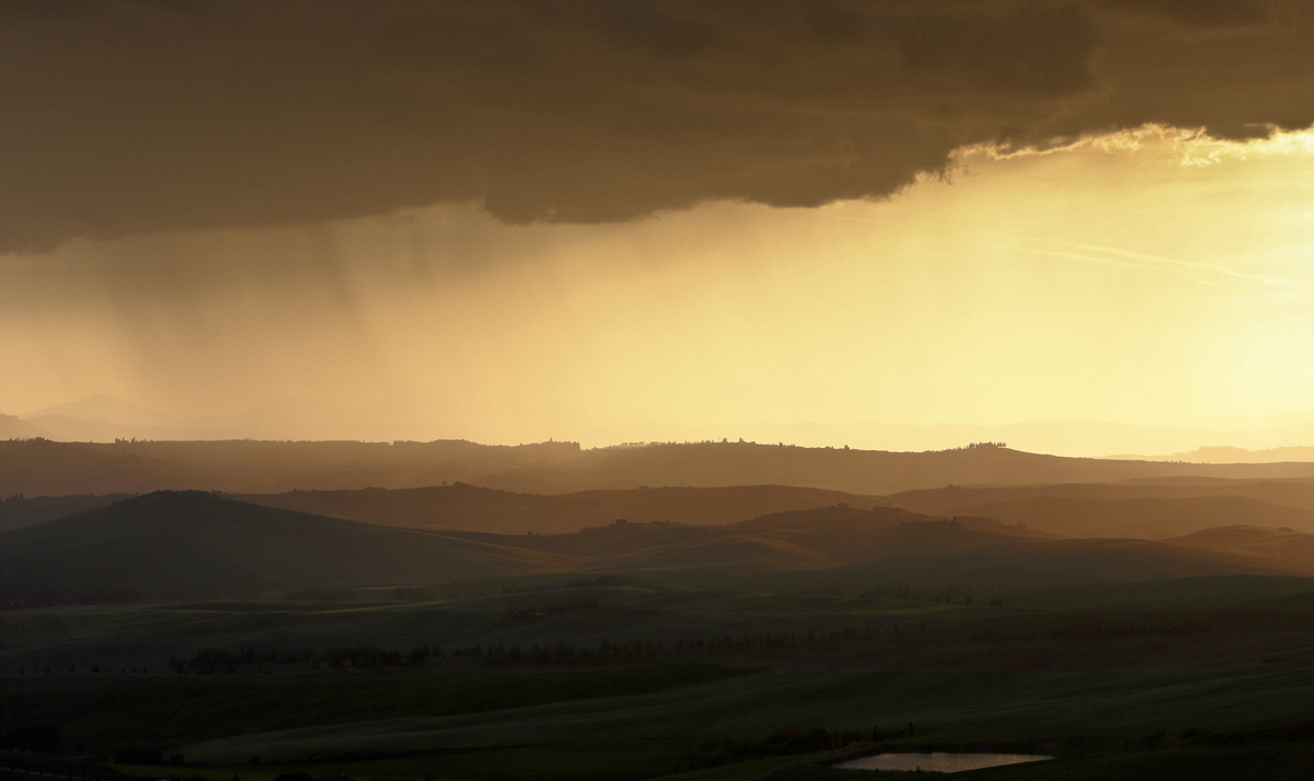 Un tramonto bagnato...(in val d'Orcia)