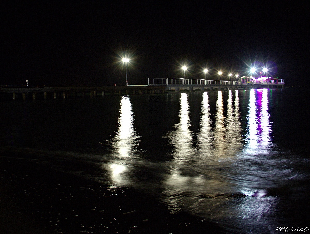 ... la Pagoda by nigth ...