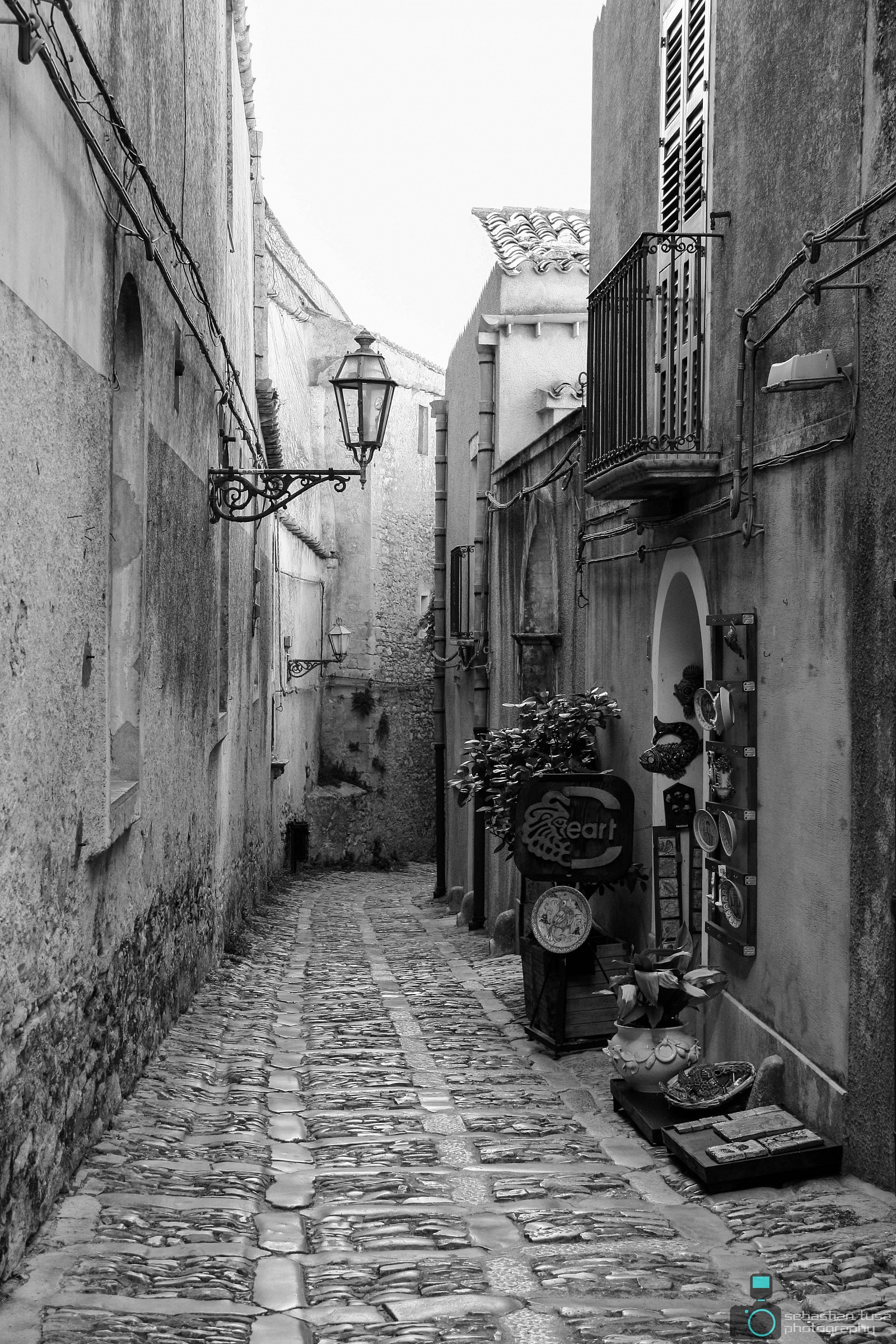 Erice-alley-