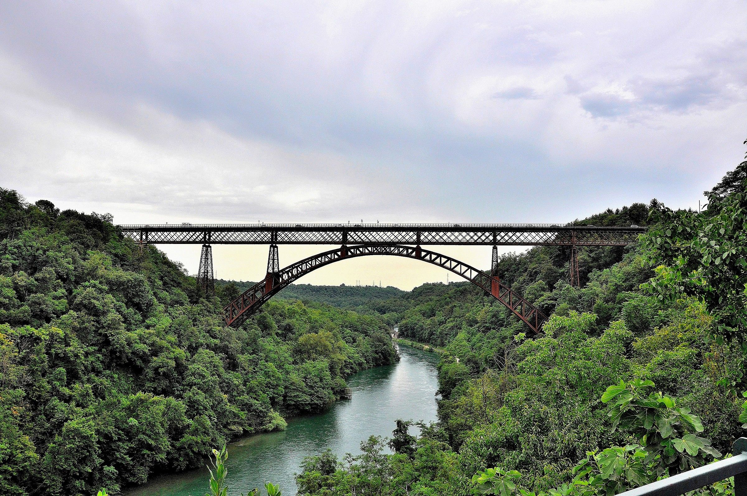Punte di Paderno sul fiume Adda