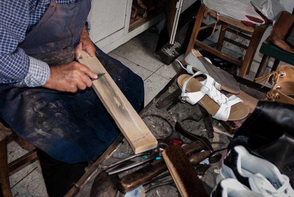 Il calzolaio e il suo mondo