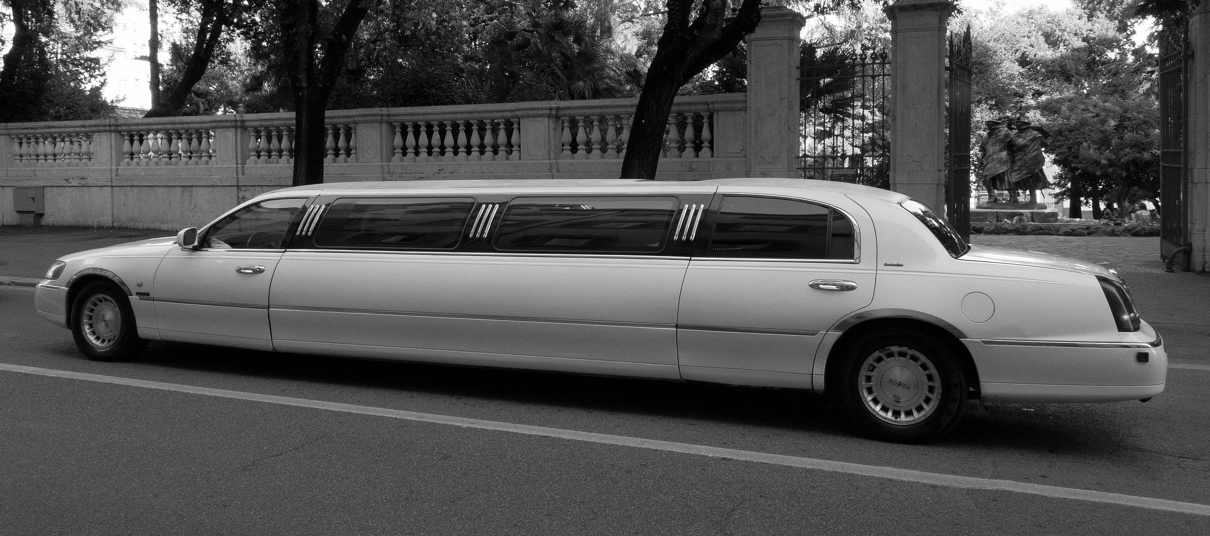 Limousine