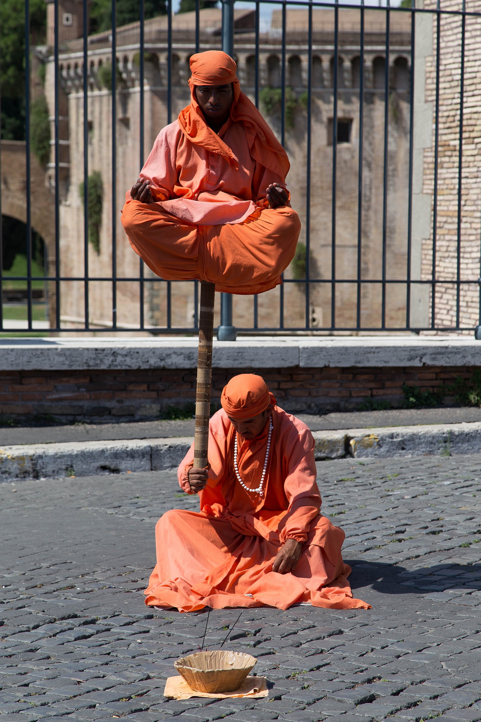 Sospeso (che dolore pero')